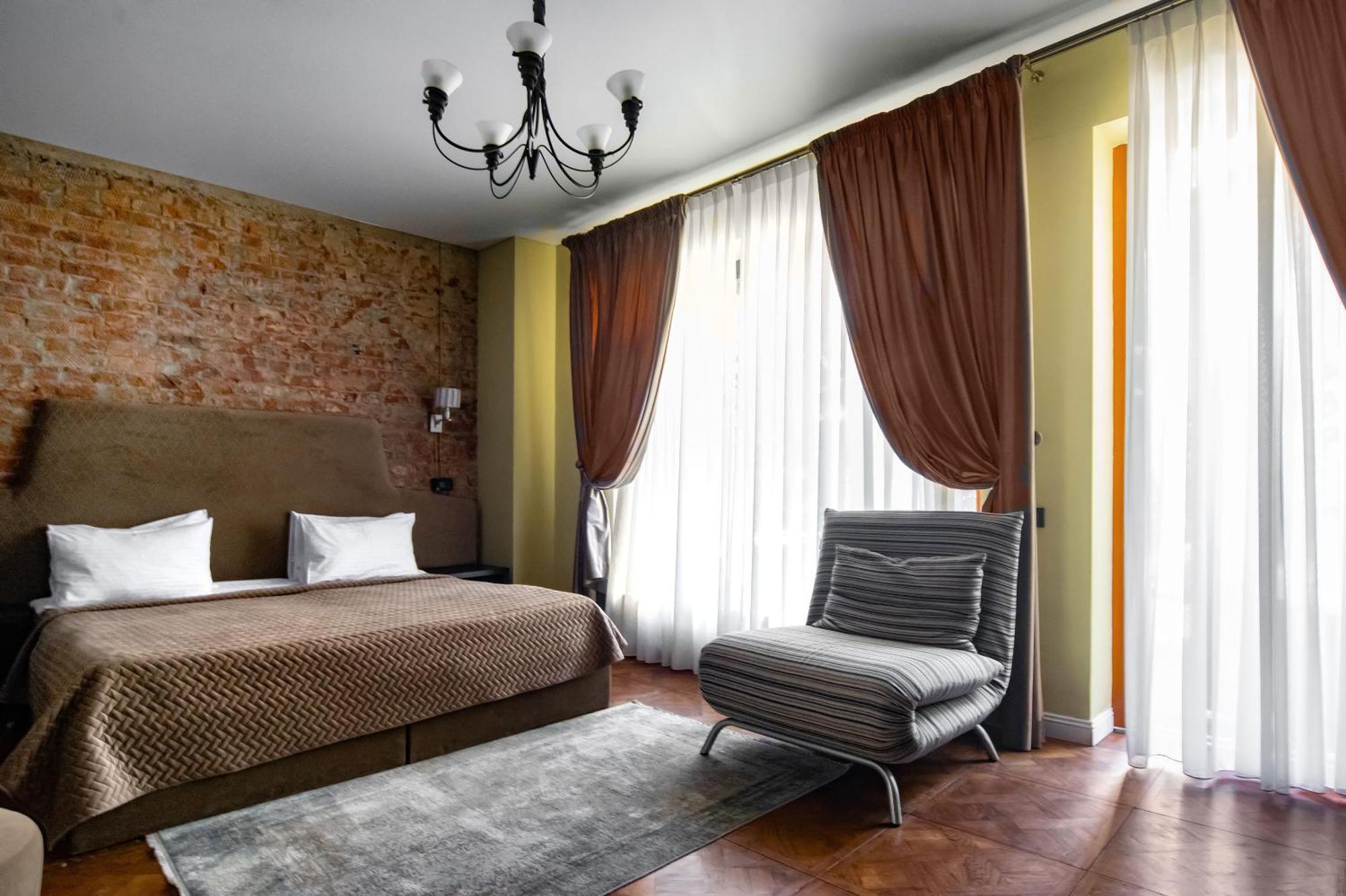 Shato Luxe Odesa Exterior foto